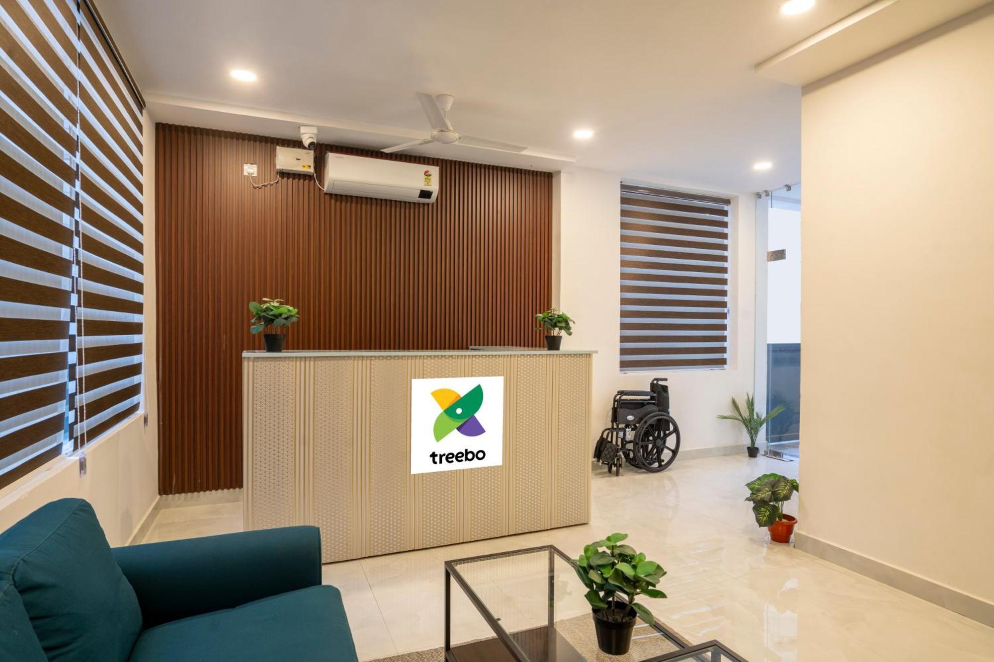 Treebo De Alphabet Gachibowli Hotell Hyderabad Exteriör bild